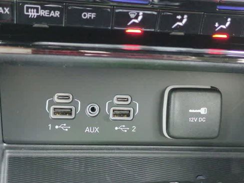 New 2025 Jeep Grand Cherokee L Altitude AWD/4WD image 32