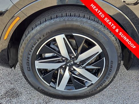 Used 2021 Kia Sorento S w/ Panoramic Sunroof Package image 7