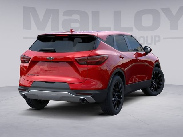 New 2026 Chevrolet Blazer LT w/ LPO, Black Sport Package AWD/4WD image 5