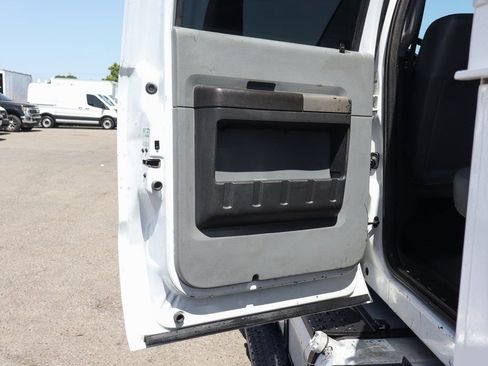 Used 2016 Ford F650 2WD Crew Cab Super Duty image 31