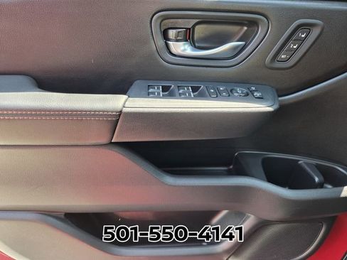 Used 2025 Honda Pilot TrailSport image 36