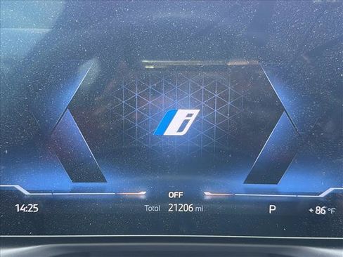 Used 2024 BMW i4 xDrive40i w/ M Sport Package AWD/4WD image 18
