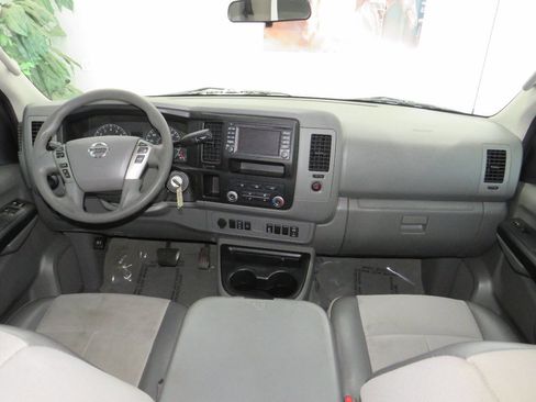 Used 2017 Nissan NV 3500 SV w/ SV Technology Package image 14