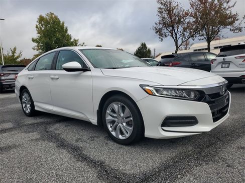 Used 2020 Honda Accord LX image 3