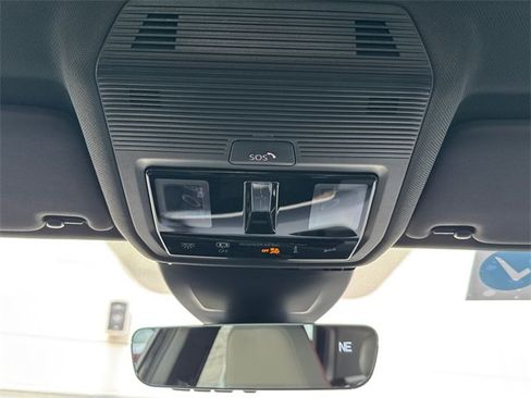 Used 2024 Volkswagen GTI Autobahn image 27