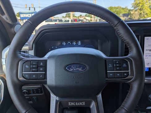 Used 2025 Ford F150 King Ranch w/ FX4 Off-Road Package image 28