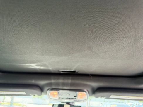 Used 2020 Jeep Grand Cherokee Limited image 18