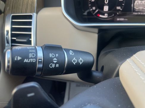 Used 2018 Land Rover Range Rover HSE image 20