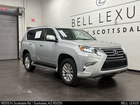 Used 2017 Lexus GX 460 Premium w/ Premium Package AWD/4WD image 2
