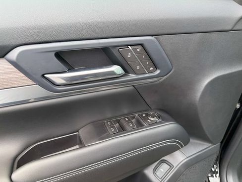 New 2026 GMC Terrain Denali AWD/4WD image 18