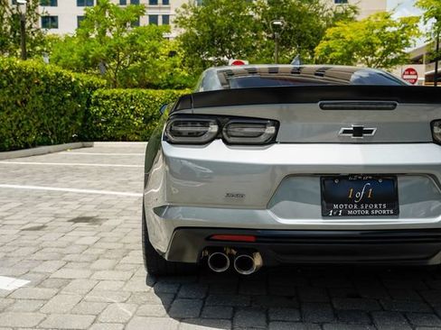 Used 2023 Chevrolet Camaro SS RWD image 24