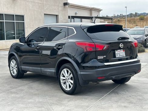 Used 2019 Nissan Rogue Sport S w/ Appearance Package image 6