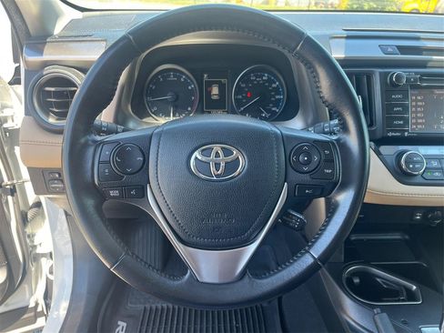Used 2018 Toyota RAV4 XLE w/ Plus Extra Value Package AWD/4WD image 17