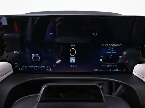 New 2026 Lincoln Aviator AWD w/ Jet Appearance Package image 26