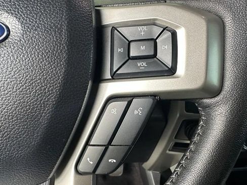 Used 2020 Ford F150 Lariat RWD image 24