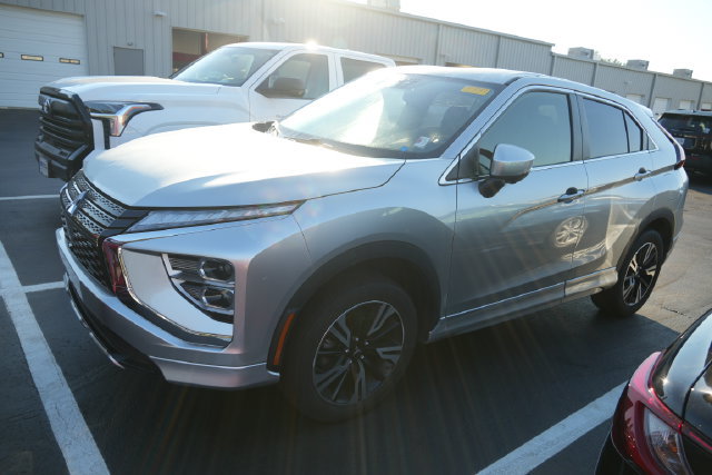 Used 2024 Mitsubishi Eclipse Cross SEL AWD/4WD image 10