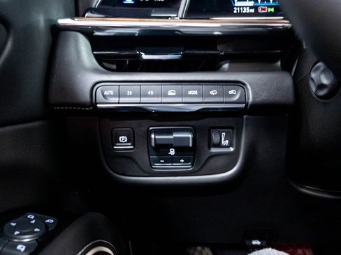 Used 2024 Cadillac Escalade Sport Platinum AWD/4WD image 59