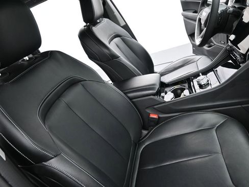 Used 2022 Jeep Grand Cherokee Limited 4xe image 11