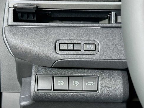 New 2026 Subaru Solterra Premium image 10