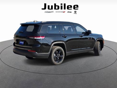New 2025 Jeep Grand Cherokee L Altitude AWD/4WD image 5