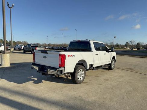 Used 2024 Ford F250 XLT w/ FX4 Off-Road Package image 4