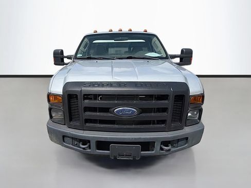 Used 2008 Ford F350 2WD Regular Cab Super Duty image 2