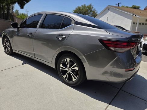 Used 2021 Nissan Sentra SV FWD image 15