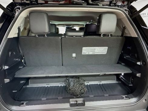 Used 2023 Toyota Sequoia Limited image 27