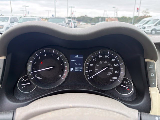 Used 2016 INFINITI Q70 L 3.7 RWD image 9