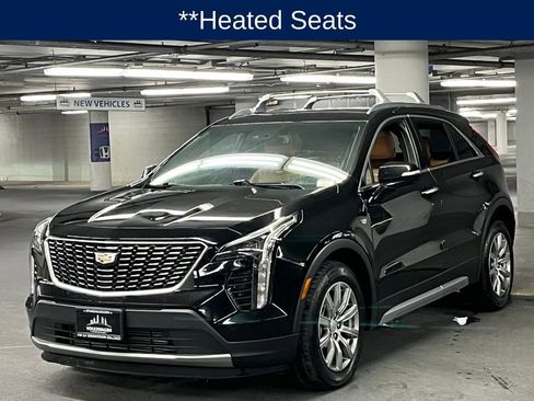 Used 2023 Cadillac XT4 Premium Luxury image 4