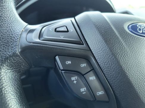 Used 2022 Ford Edge SE image 26