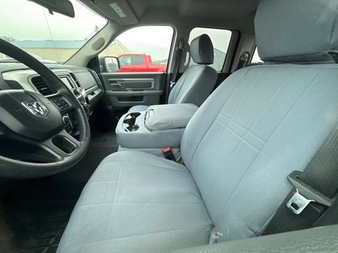 Used 2016 RAM 1500 Classic SLT AWD/4WD image 10