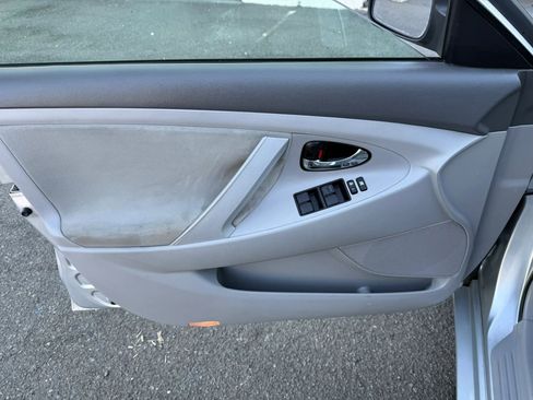 Used 2007 Toyota Camry LE image 15