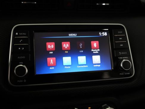 Used 2022 Nissan Kicks S FWD image 19