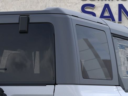 New 2026 Ford Bronco Outer Banks w/ Sasquatch Package AWD/4WD image 25