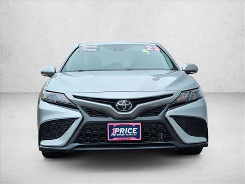 Used 2023 Toyota Camry SE image 8