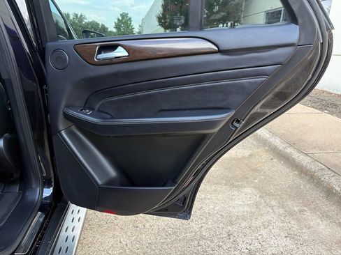 Used 2015 Mercedes-Benz ML 350 2WD image 27