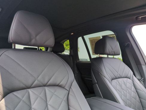 Used 2026 BMW X5 M60i w/ Climate Comfort Package AWD/4WD image 35