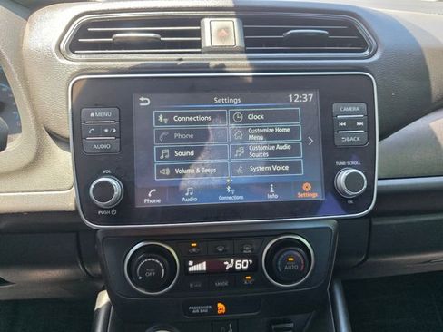 Used 2024 Nissan Leaf S FWD image 19