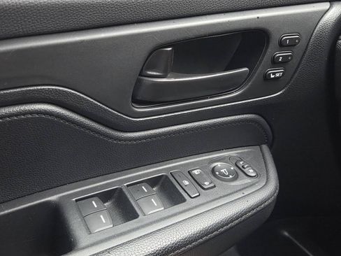 Used 2023 Honda Odyssey Sport image 30