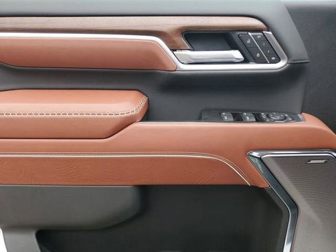 New 2026 GMC Sierra 3500 Denali Ultimate AWD/4WD image 18