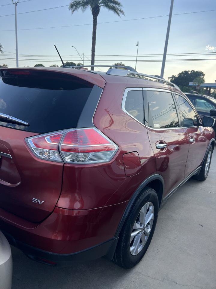 Used 2015 Nissan Rogue SV FWD image 3