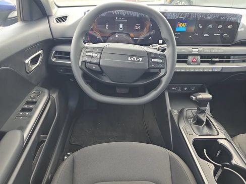 New 2026 Kia K4 FWD image 13