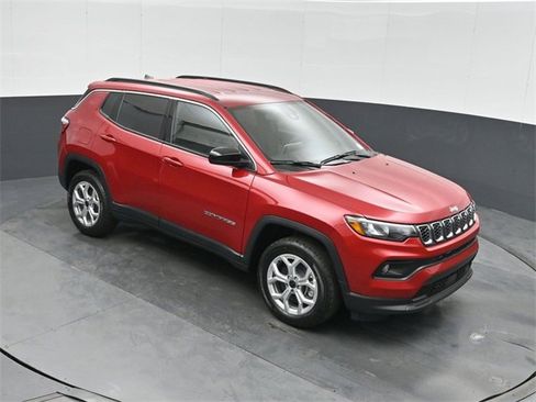 New 2026 Jeep Compass Latitude image 28
