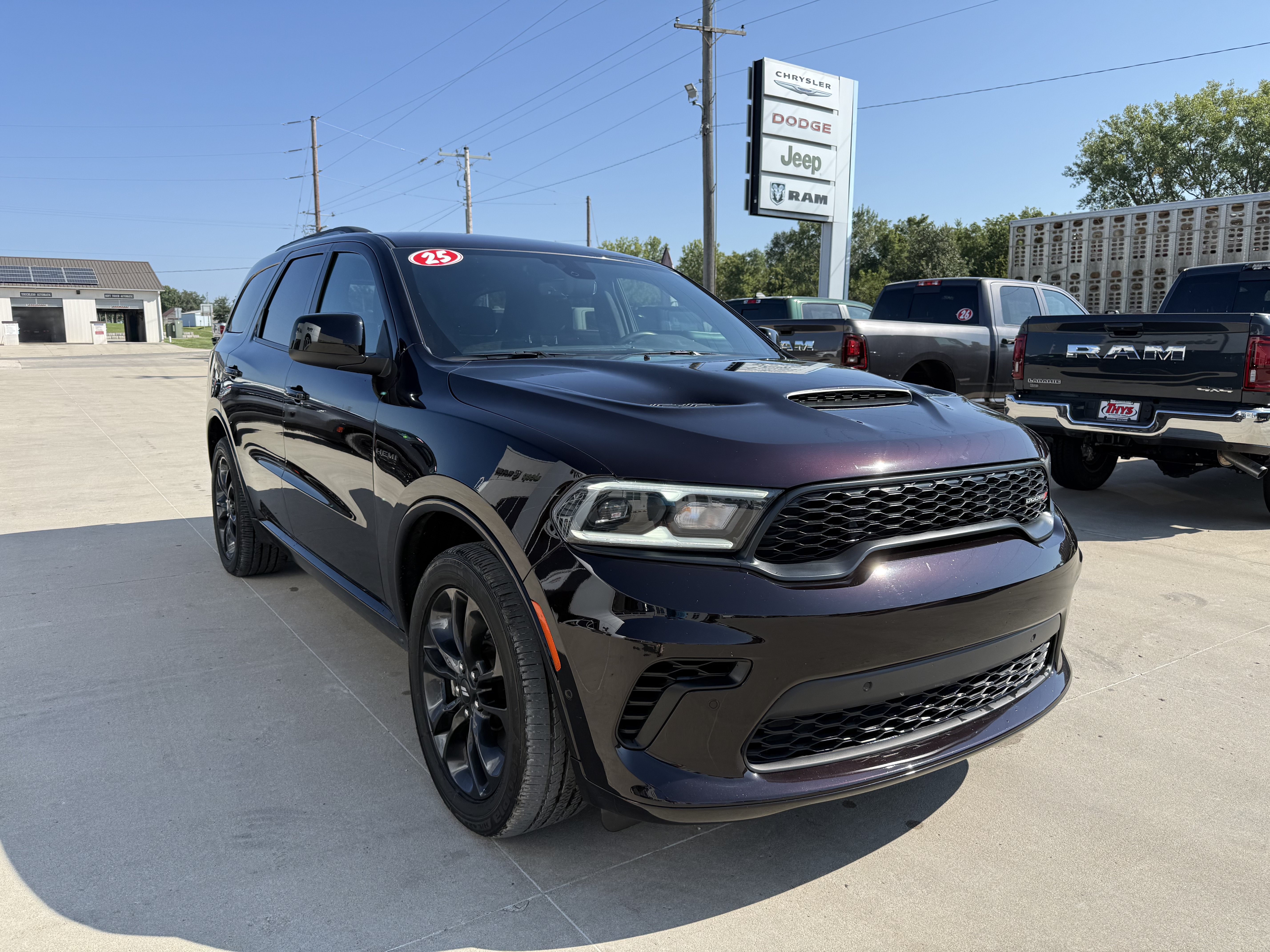 Used 2025 Dodge Durango R/T w/ Blacktop Package AWD/4WD image 37