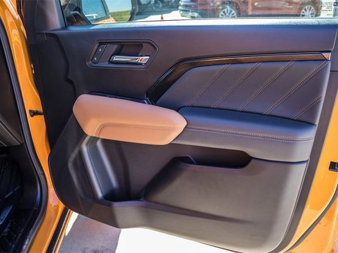 New 2026 GMC Canyon AT4 image 14