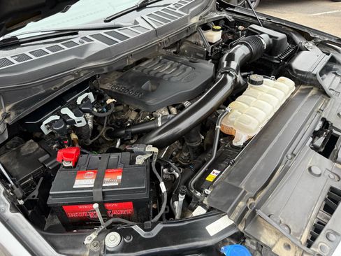 Used 2023 Ford F150 XLT AWD/4WD image 35