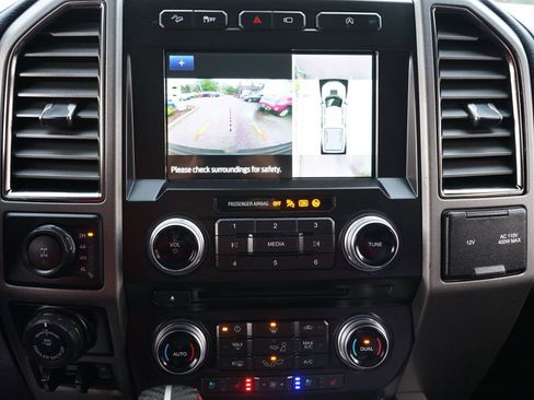 Used 2018 Ford F150 Raptor w/ Equipment Group 802A Luxury image 23