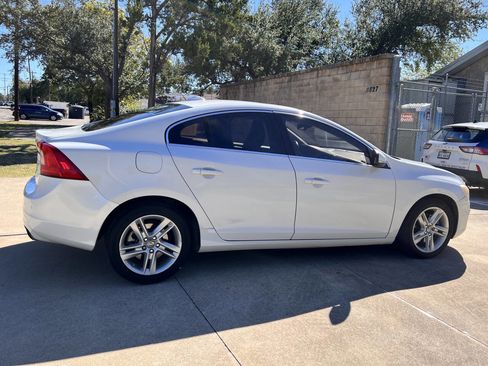 Used 2015 Volvo S60 T5 Premier Plus image 12