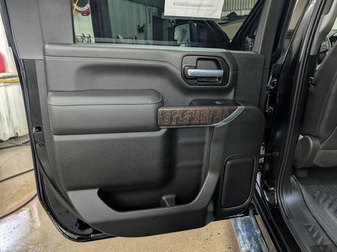 Used 2022 GMC Sierra 3500 Denali AWD/4WD image 22